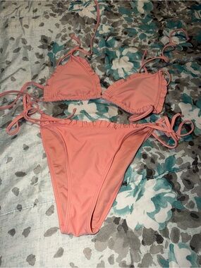 Medium Forever 21 Blush Peach/Pink Ruffle Bikini Set. MUST BE BUNDLED